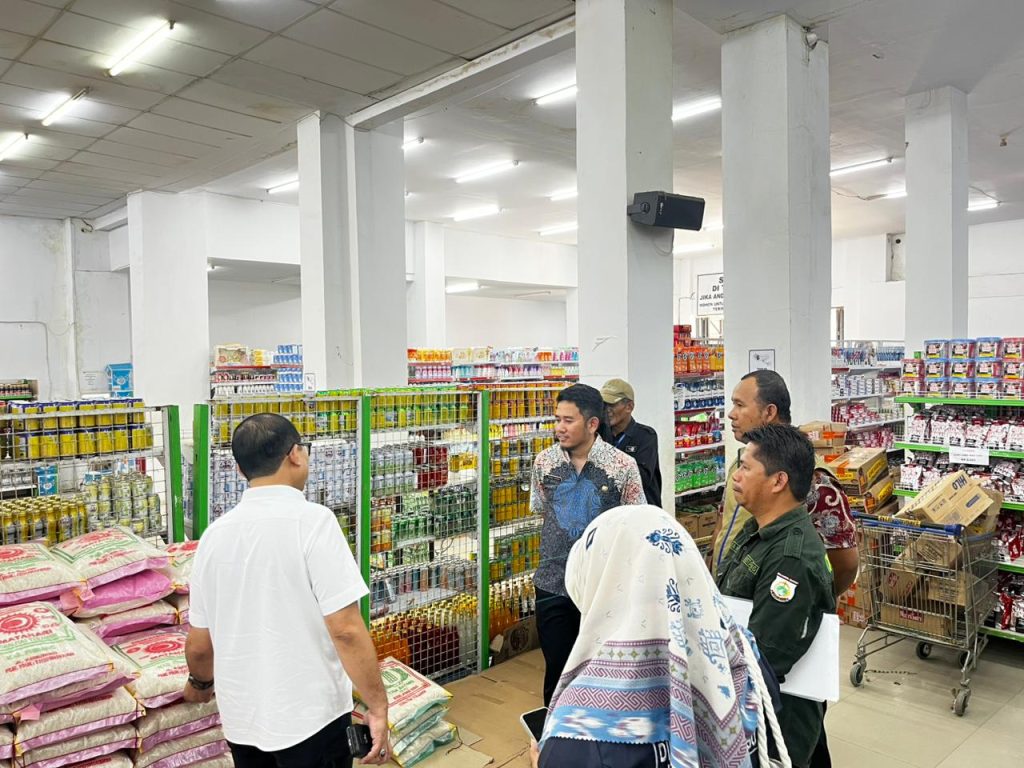 Distapang Sulbar dan Satgas Pangan Perketat Pengawasan Mutu dan Harga Beras di Mamuju
